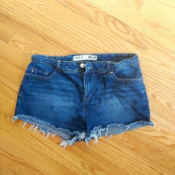 4 Piece Denim Shorts Bundle - Picture 3 of 5
